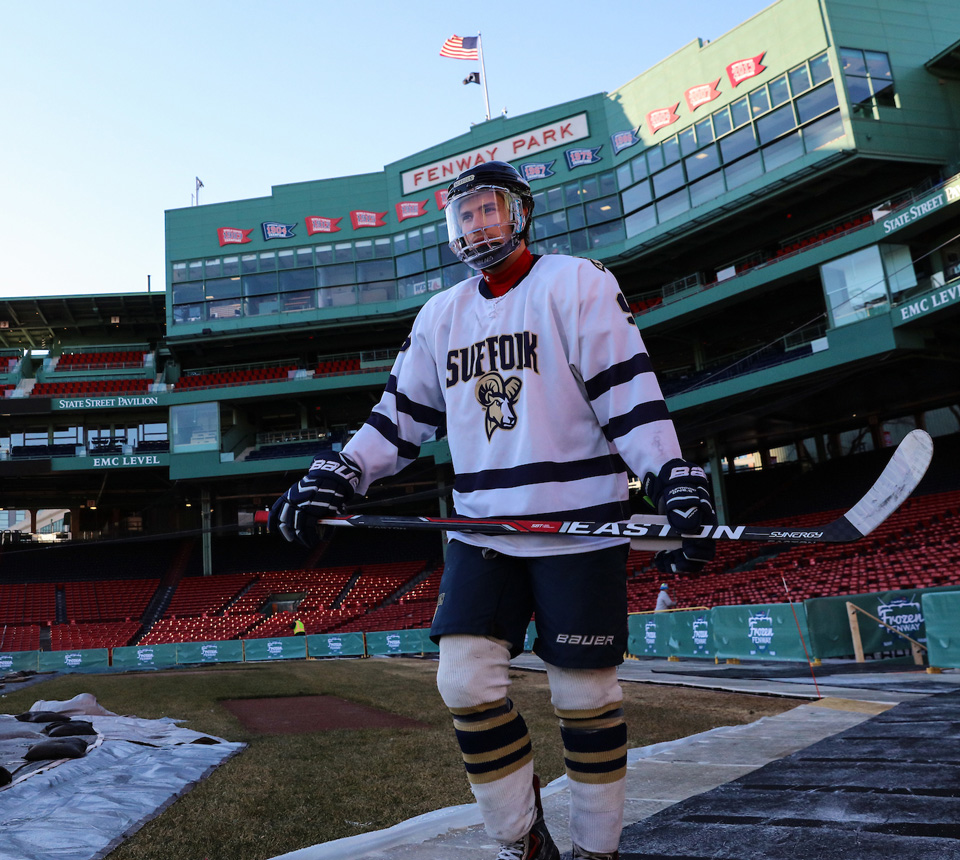 OBF: Fenway Park the place to be  to watch hockey and a real team