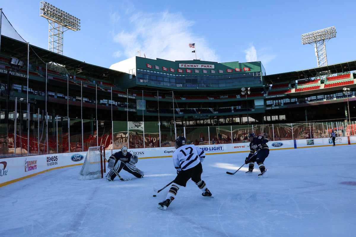 OBF: Fenway Park the place to be  to watch hockey and a real team