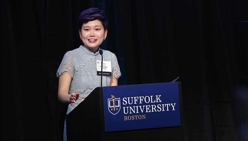Honoree Xin Yi Yap, BSBA ’21, delivers her 10 Under 10 remarks from the podium